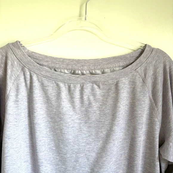 Nike | Women's Oversized Lavender Purple Pullover Boat Neck Sweatshirt Sz L - Picture 7 of 8